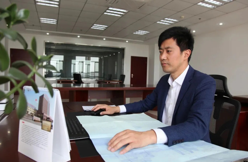 海安名匠丨江蘇鵬飛集團股份有限公司設計中心主任，高級工程師、高級技師李曉平